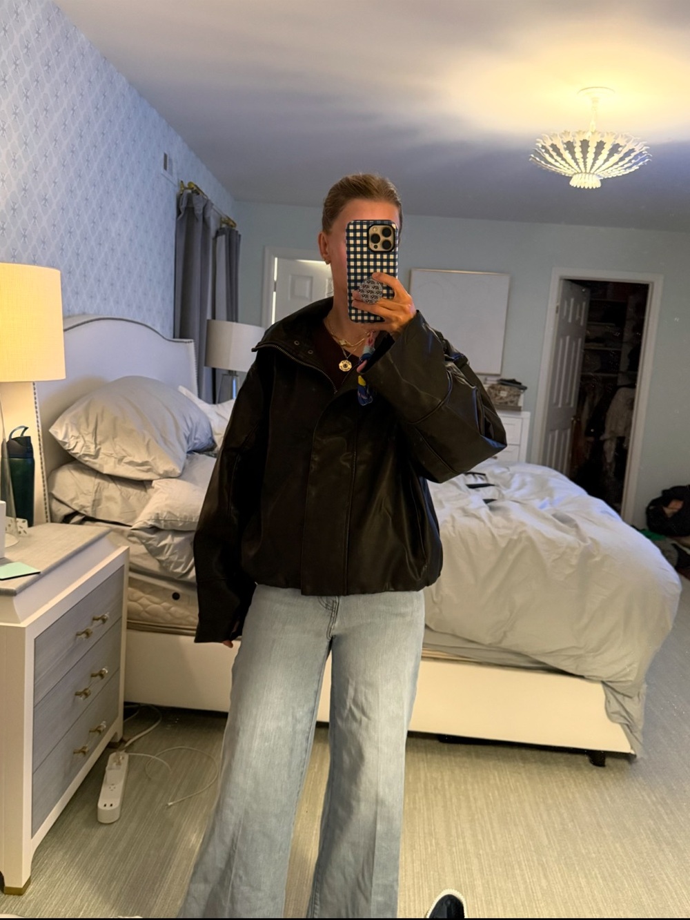 NWT Shoreline Funnel Jacket in Noir
LIONESS - Picture 6 of 6